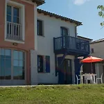 Maison Avec Terrasse - 3 Pour 6 Personnes, Jardin - Api-1-52-1370 Kemp