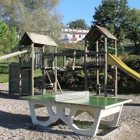 Kemp Maison Avec Terrasse - 3 Pour 6 Personnes, Jardin - Api-1-52-1370 Carla-Bayle