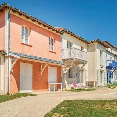Maison Avec Terrasse - 3 Pour 6 Personnes, Jardin - Api-1-52-1370 *