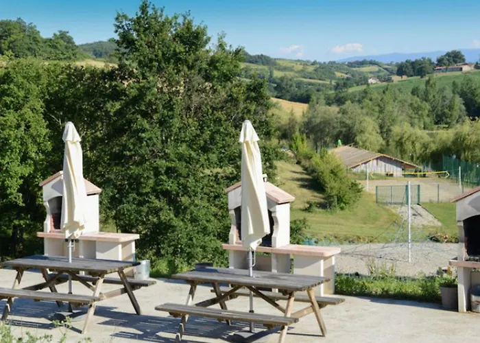 Maison Avec Terrasse - 3 Pour 6 Personnes, Jardin - Api-1-52-1370 Carla-Bayle