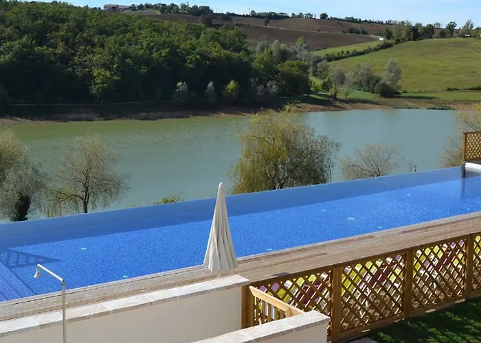 Maison Avec Terrasse - 3 Pour 6 Personnes, Jardin - Api-1-52-1370